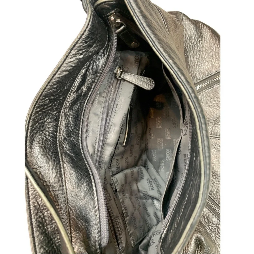 Michael Kors Silver Pebbled Leather Hobo Purse